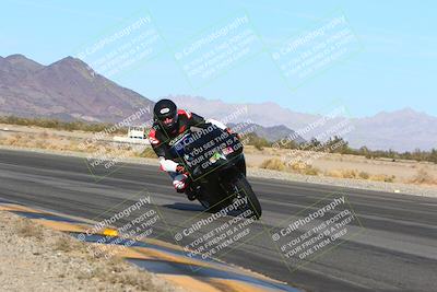 media/Jan-13-2024-SoCal Trackdays (Sat) [[9c032fe5aa]]/Turn 14 Inside (150pm)/